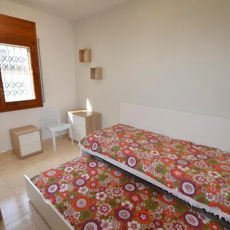 Nyaraló Sofia A 2 Kms De Lloret De Mar *