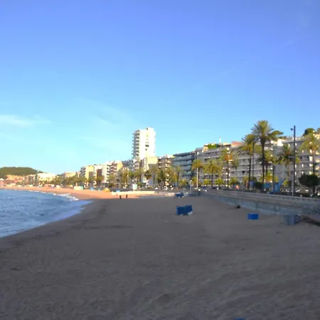 Sofia A 2 Kms De Lloret De Mar