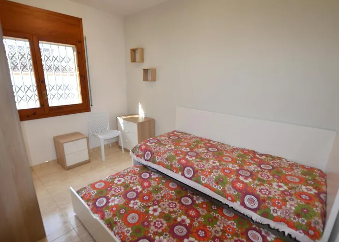 別荘 Sofia A 2 Kms De Lloret De Mar *